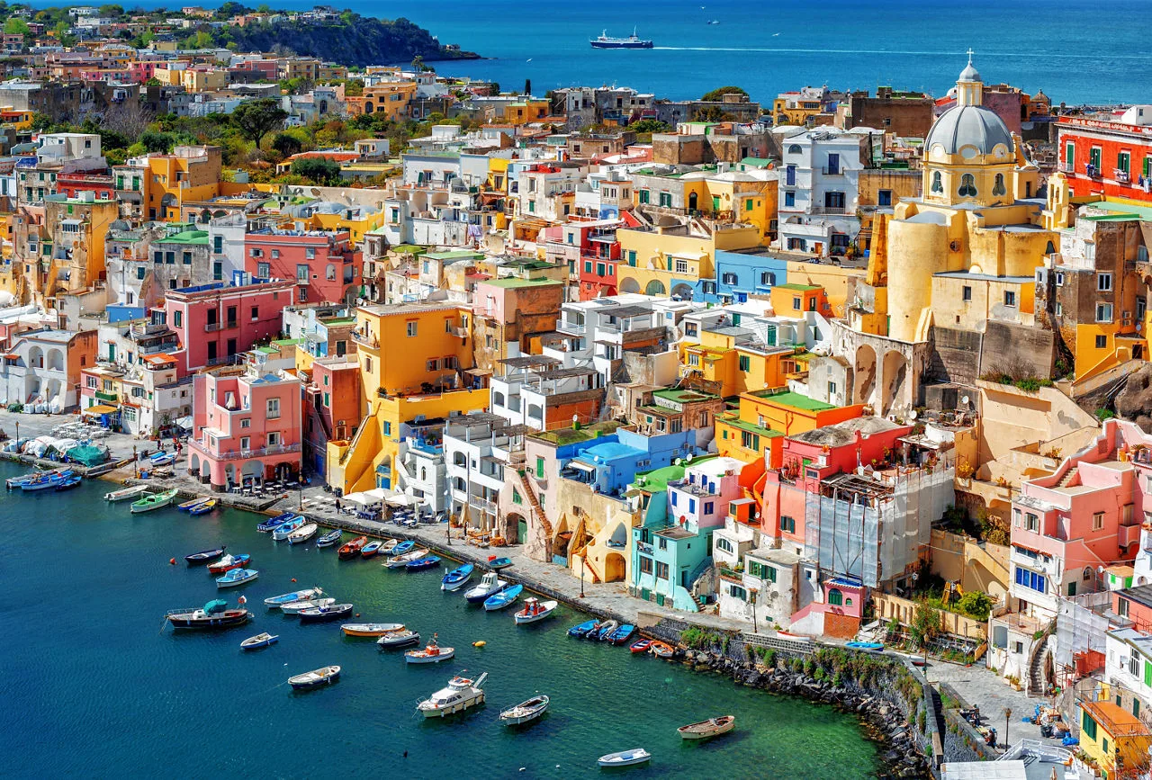 Procida con Cicerone e microtaxi